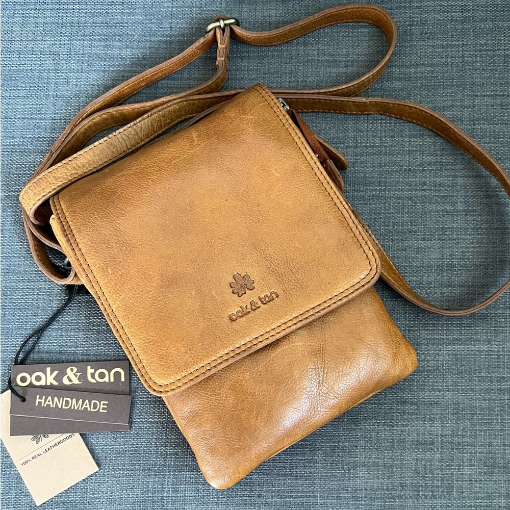 NWT OAK & TAN SMALL CROSSBODY SHOULDER BAG PURSE LEATHER